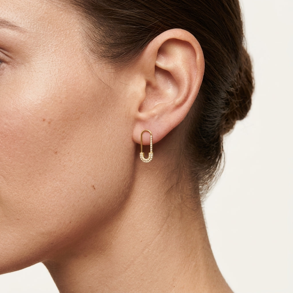 Pin Diamond Earring