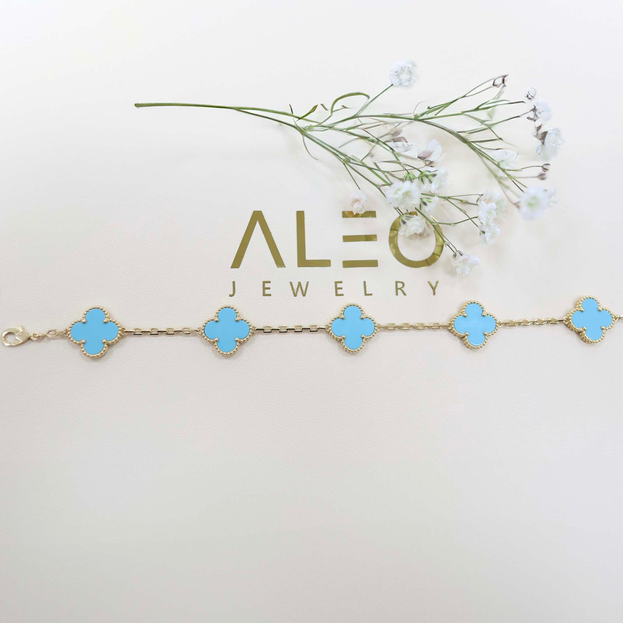 18k Gold Turquoise Bracelet