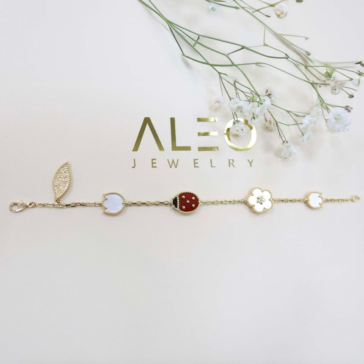 18k Gold Spring Bracelet